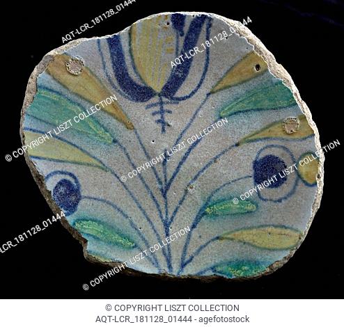 Fragment majolica dish, polychrome, tulip with leaves and buds, plate crockery holder earth discovery ceramic earthenware glaze