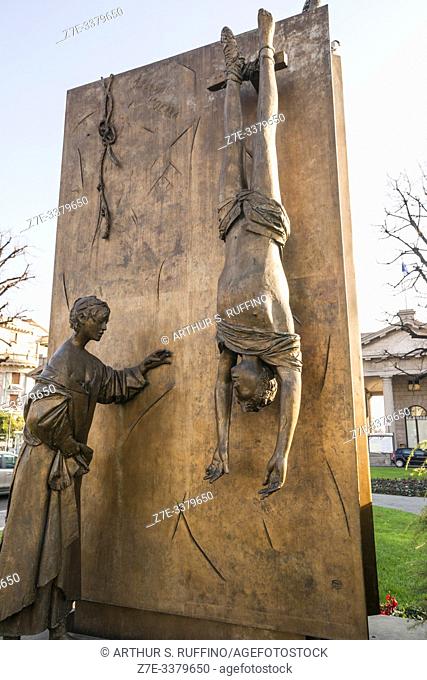 Monument to the Partisan by sculptor Giacomo Manzù, Piazza Matteotti, Lower City (Città Bassa), Bergamo, Lombardy, Italy, Europe