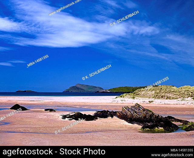 Europe, Western Europe, Ireland, Republic of Ireland, County Kerry, Ring of Kerry, Derrynane National Park, sandy beach at Derrynane Bay