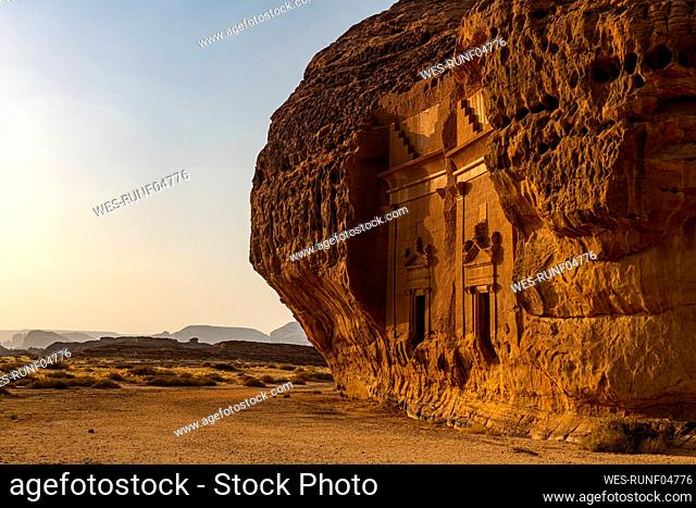 Saudi Arabia, Medina Province, Al Ula, Ancient tomb in Madaƒ.In Salih