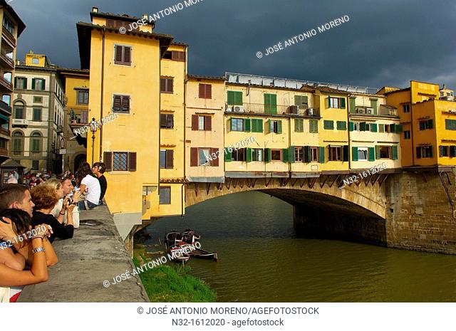 Ponte Vecchio over Arno river, Florence, Tuscany, Italy