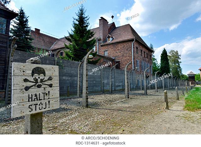 Stacheldraht, Wachturm, Lagergeb?ude, Stammlager I, Konzentrationslager, Auschwitz-Birkenau, Auschwitz, Polen
