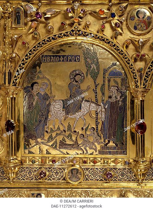 The entry of Christ into Jerusalem, detail from the Pala d'Oro (Golden Pall) altarpiece, St Mark's Basilica, Venice. Goldsmith art, Italy, 12th-14th century