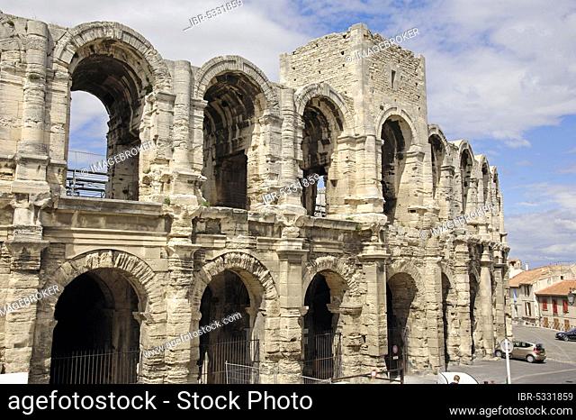 Roman amphitheatre, used as bullring, Arles, Bouches-du-Rhone, Provence-Alpes-Cote d'Azur, South of France, Arena