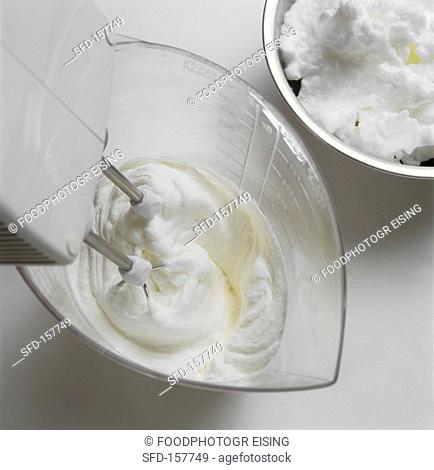 Beating egg white with electric hand mixer