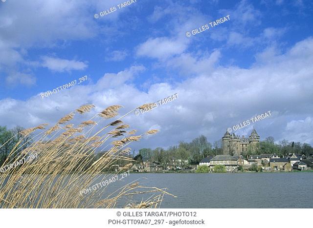 tourism, France, brittany, ille et vilaine, Land of the Mont Saint-Michel bay , chateau de combourg, castle, pond, youth of francois rene de chateaubriand