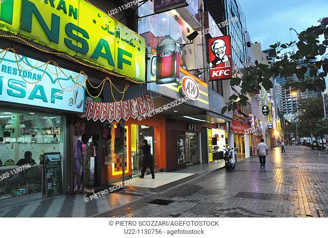 Kuala Lumpur (Malaysia): fashion shops along Jalan Raja Laut