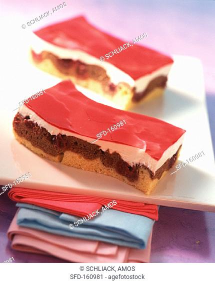 Waves on the Danube (marble cake) with red icing