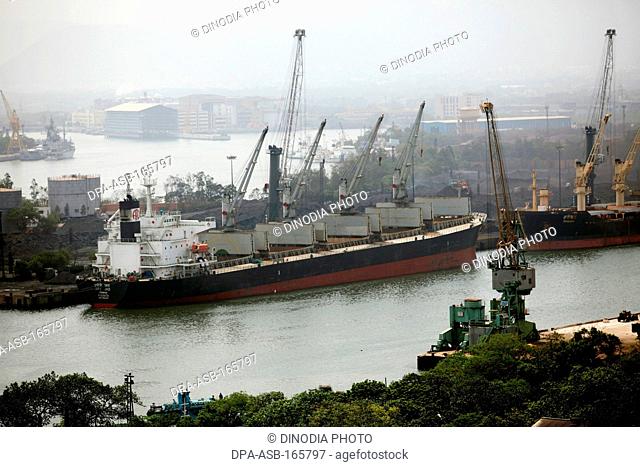 Port trust at Vishakhapatnam ; Andhra Pradesh ; India