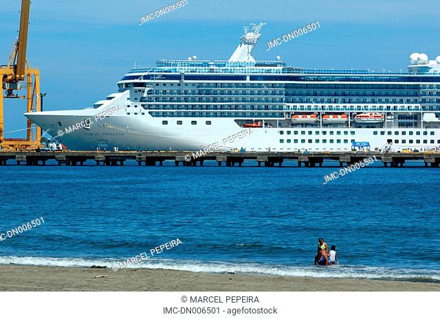 Costa Rica, Puerto Limon, cruise ship