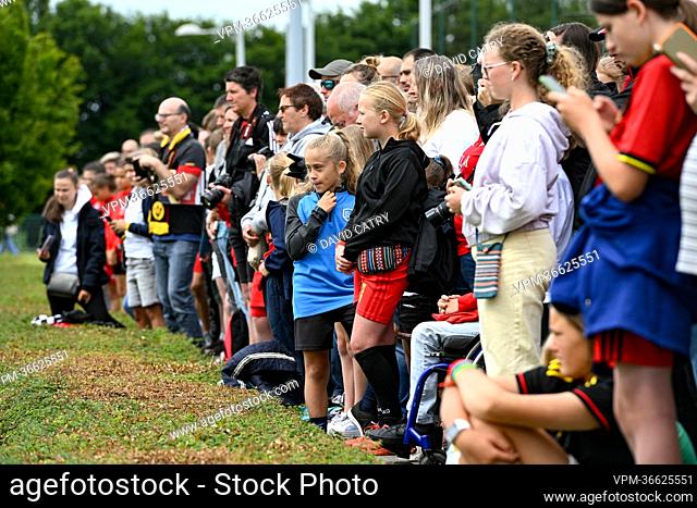Belgian Red Flames fans and supporters pictured during a training session of the Belgium's national women's soccer team the Red Flames