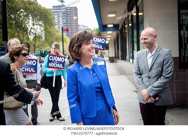 Gov. Andrew Cuomo's running mate, Kathy Hochul, center, campaigns in the Penn South housing complex in Chelsea in New York