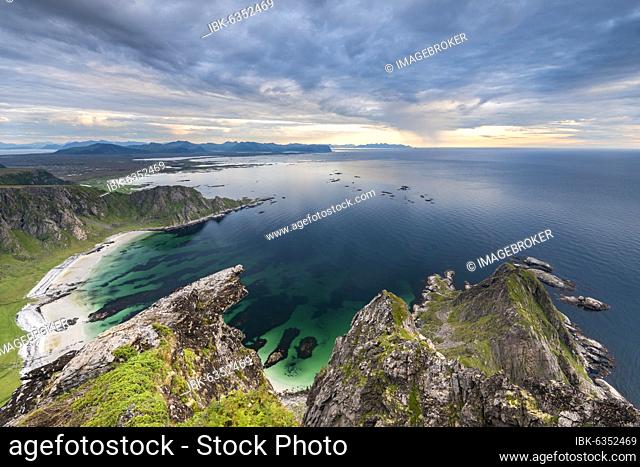 View from Måtinden Mountain to sandy beach and rocky coast, Bleik, Andoya Island, Vesterålen, Nordland, Nord-Norge, Norway, Europe
