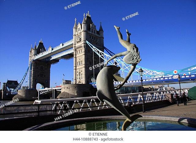 Great Britain, England, UK, United Kingdom, London, travel, tourism, Tower Bridge, landmark, bridge, Thames, river, flow, well, dolphin, plastic