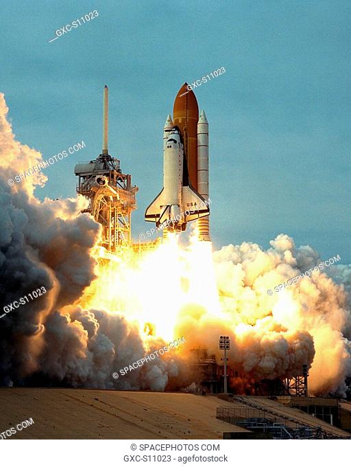 11/19/1997 --- Like a rising sun lighting up the afternoon sky, the Space Shuttle Columbia soars from Launch Pad 39B at 2:46:00 p.m