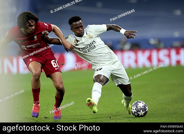 Madrid Spain; 03.15.2023.- Real Madrid player Vinicius Jr. (R) and Liverpool player Alexander-Arnold (L) Real Madrid vs. Liverpool round of 16 match day 2 of 2...
