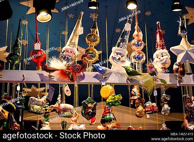 Christmas market at Marienplatz in Munich, Bavaria, Germany, Europe