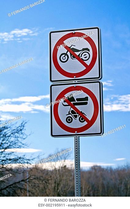No motorcycles traffic sign