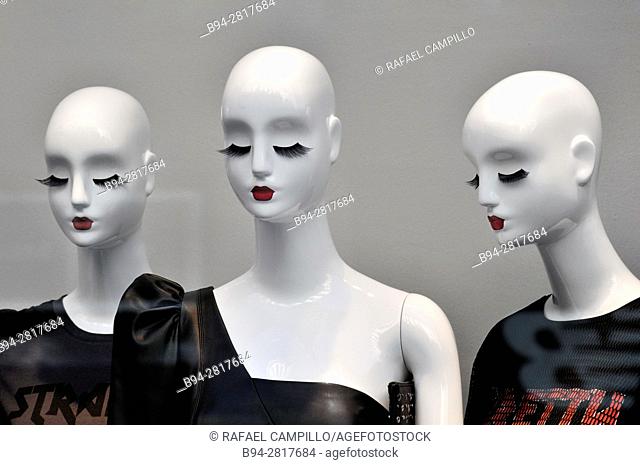 Dummies in a clothing store. Barcelona. Catalonia. Spain