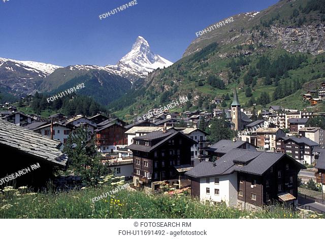 Switzerland, Zermatt, Matterhorn, Valais, Alps, Scenic view of the mountain resort village of Zermatt with a view of the Matterhorn in the Swiss Alps