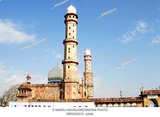 Stately pink Tajul Masjid built in 1870 by Shahjehan Begum largest mosque , Bhopal , Madhya Pradesh , India