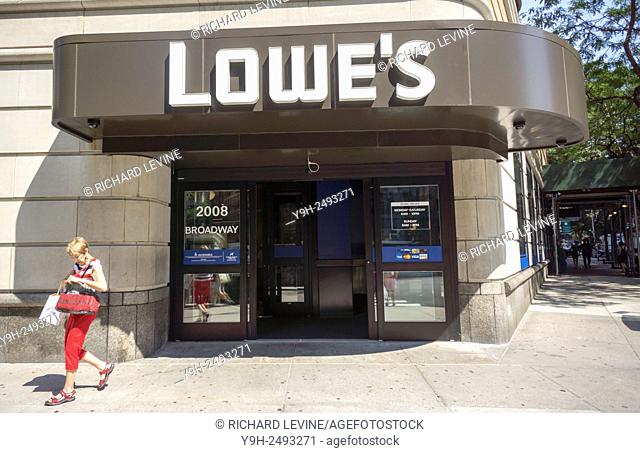 A new Lowe's urban-oriented home improvement store in New York
