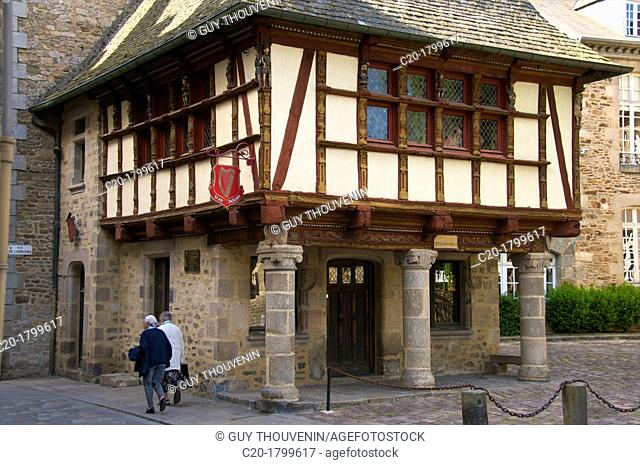 Keratry Mansion house, 16th c , Old Town, Dinan, Brittany, Cotes d'Armor, France