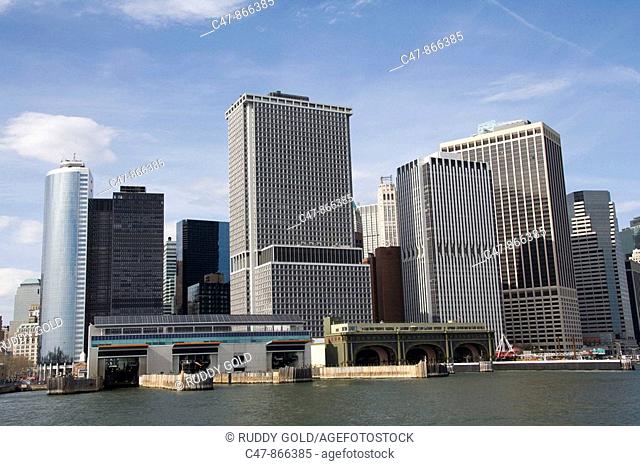 USA, New York, lower Manhattan skyline