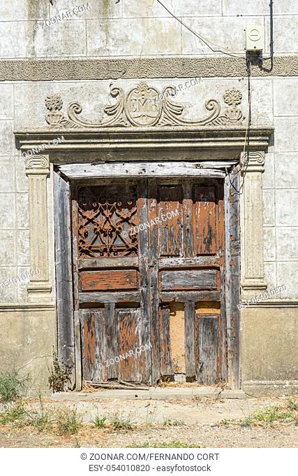 old wooden doors, ancient architecture inside Zamora, Spain, stone houses