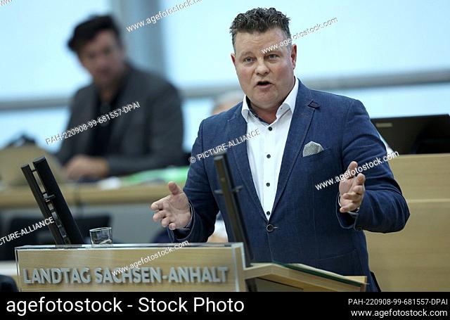 08 September 2022, Saxony-Anhalt, Magdeburg: Markus Kurze, Parliamentary Group Secretary of the CDU parliamentary group, speaks during the debate ""Don't lose...