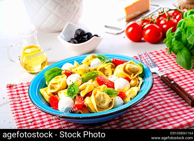 delicious antipasti tortellini pasta salad