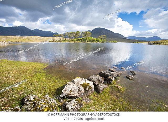 Scenic view of Derryclare Lough and Benna Beola in Connemara, County Galway, Ireland, Europe