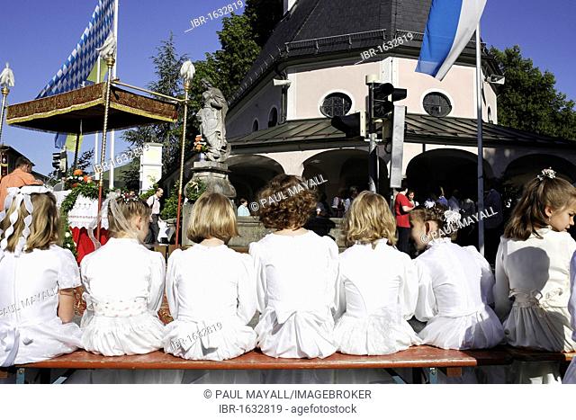 Children at the First Holy Communion, Catholic Corpus Christi Procession, Prien, Chiemgau, Upper Bavaria, Germany, Europe