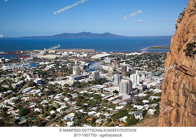 Australia, Queensland, Townsville, view from Castle Hill