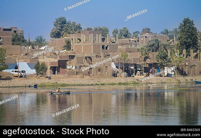 Simple houses, Edfu, Nile, Egypt, Africa