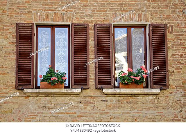 Dueling Windows of Tuscany