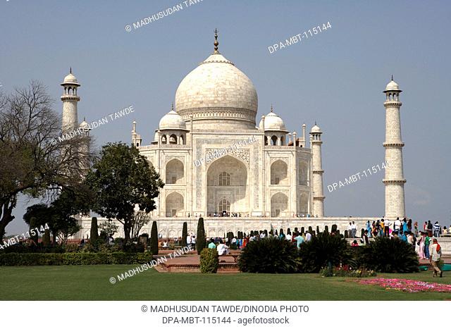 Taj Mahal Seventh Wonders of World on the south bank of Yamuna river , Agra , Uttar Pradesh , India UNESCO World Heritage Site