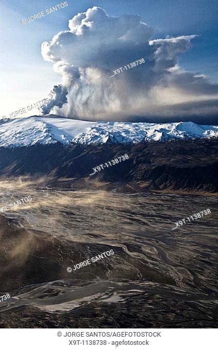 The Eyjafjallajökull reuption melted the glacier ice creating glacial floods down the Markarfljótsaurar valley