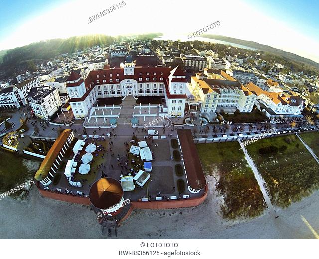 aerial view to promenade and spa hotel, Germany, Mecklenburg-Western Pomerania, Ruegen, Ostseebad Binz