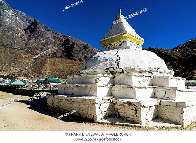 Stupa of the village of Khumjung, damaged by the earthquake in 2015, Khumjung, Solo Khumbu, Nepal