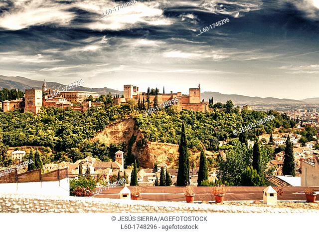 View of the Alhambra from the Mirador de San Nicolas  Granada  Andalucia  Spain