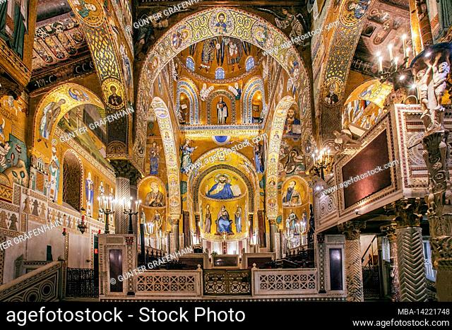 Cappella Palatina (Palatine Chapel) with magnificent gold mosaics in the Palazzo Reale (Palazzo dei Normanni), Palermo, Sicily, Italy
