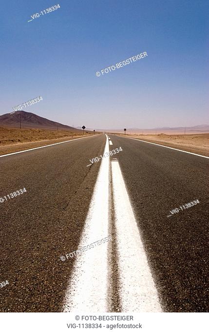 Panamerican Highway - Atacama Desert, Chile, 11/02/2009
