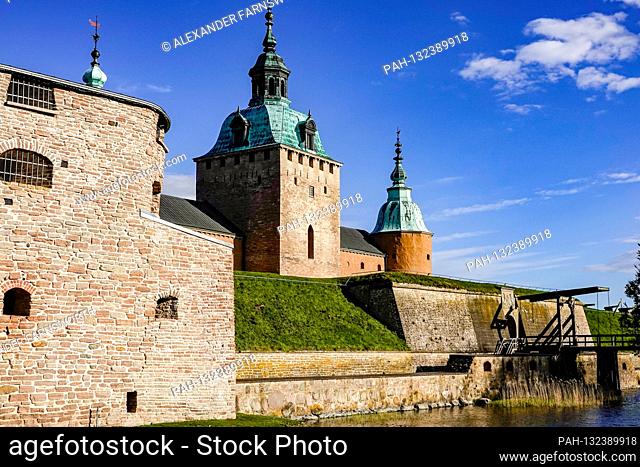 Kalmar, Sweden The grounds of the Kalmar Castle. | usage worldwide. - KALMAR/Sweden