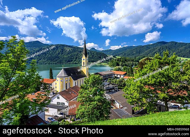 Germany, Bavaria, Upper Bavaria, Mangfall Mountains, Schliersee, View from the vineyard to Schliersee with Sankt Sixtus church