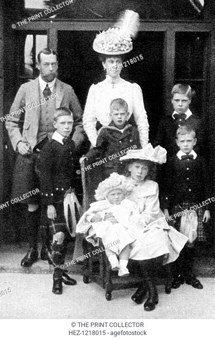 The Prince and Princess of Wales and their children, Abergeldie, Scotland, 1906. The future King George V and Queen Mary with their children