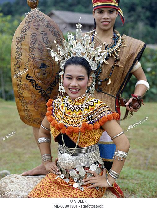 Malaysia, Sarawak, Cultural Village, Iban-Stamm, couple, Folklorekleidung,  Detail Asia, southeast Asia, tribe, Iban, Iban-Frau,  traditional costume