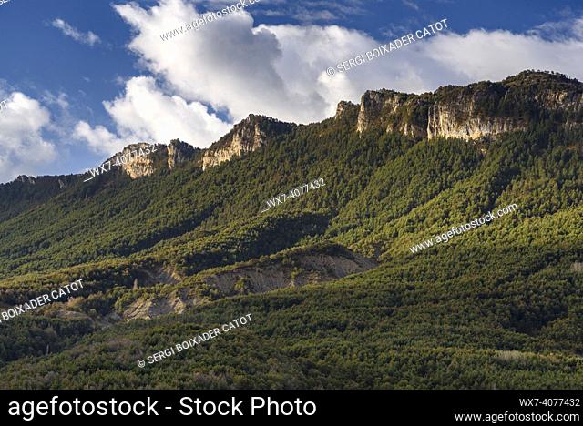 Sierra de Chordal range seen from the village of Sala (Valle de Lierp, Huesca, Aragon, Spain, Pyrenees)