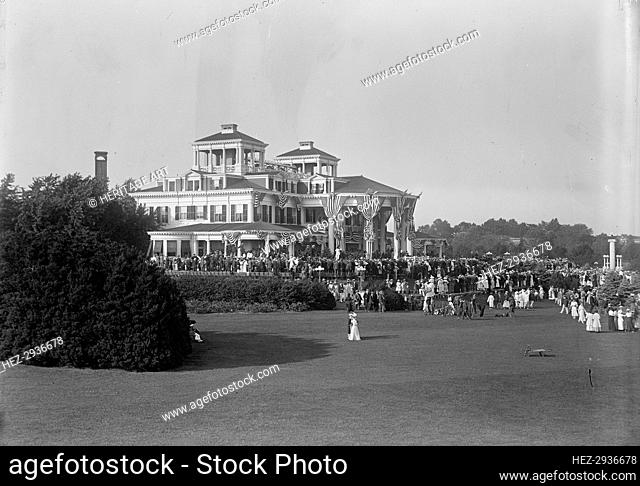 Shadow Lawn, Nj. - Summer White House, Notification Ceremonies, Crowd On Lawn, 1916. Creator: Harris & Ewing