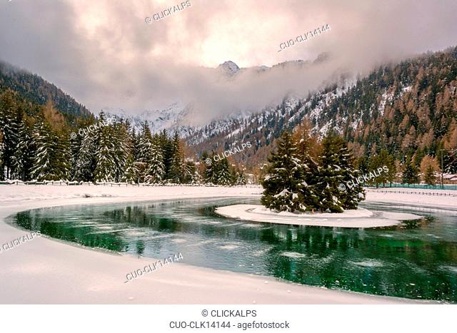 Valbione lake, Ponte di Legno, Lombardy district, Lombardy, Italy, Europe